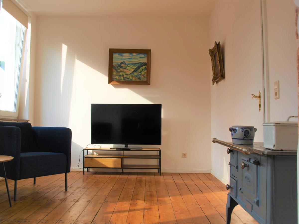 Vintage-Altbauwohnung, Smarttv & Kaffeevollautomat Идар-Оберштайн Экстерьер фото